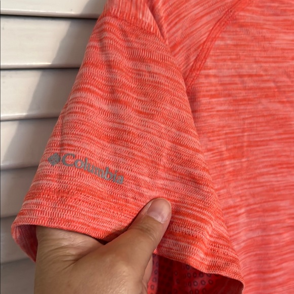 Columbia Red Short Sleeve Tee with Heathered Texture - Picture 6 of 6